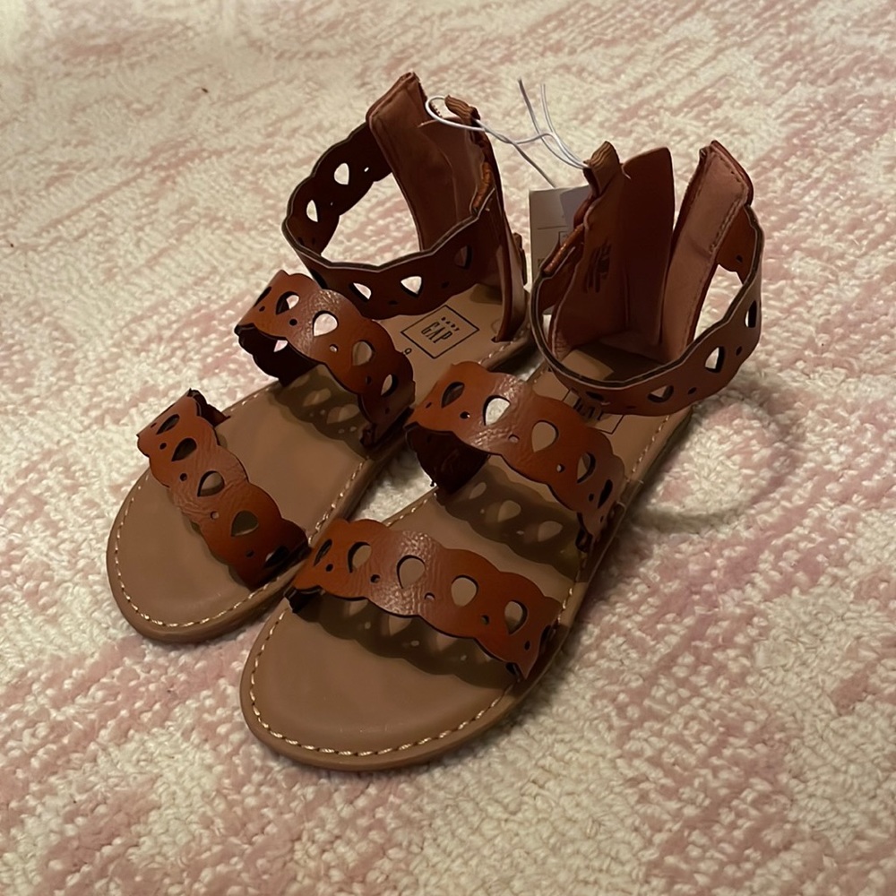 Baby GAP Girls Sandals. New With Tag! Size 9